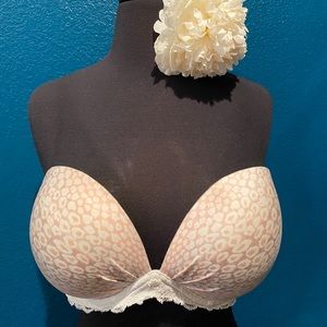 Fabulous by Victoria Secret Strapless Bra